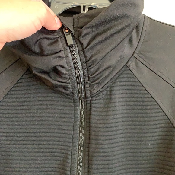 Athleta - medium, cowl neck, running jacket - Picture 6 of 10